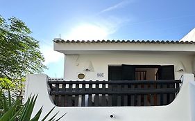 The Tree House 96C - Lagos